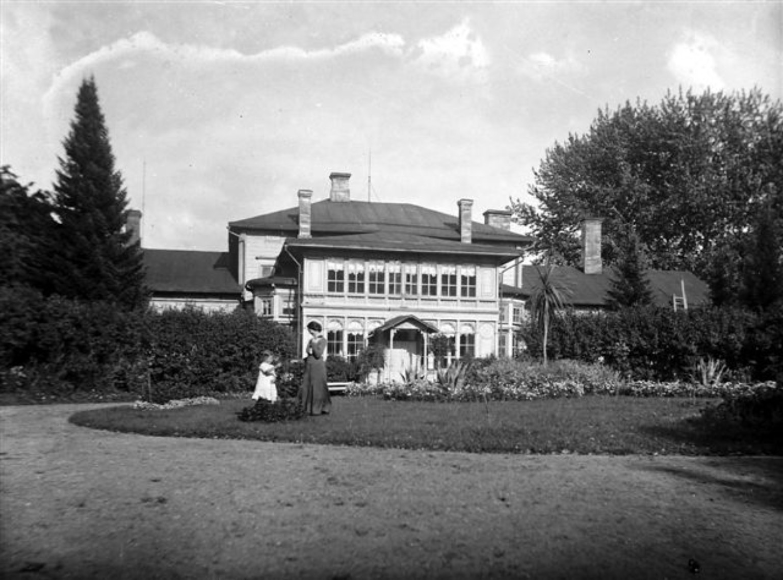 Kirstulan Kartano auf einem historischen Foto