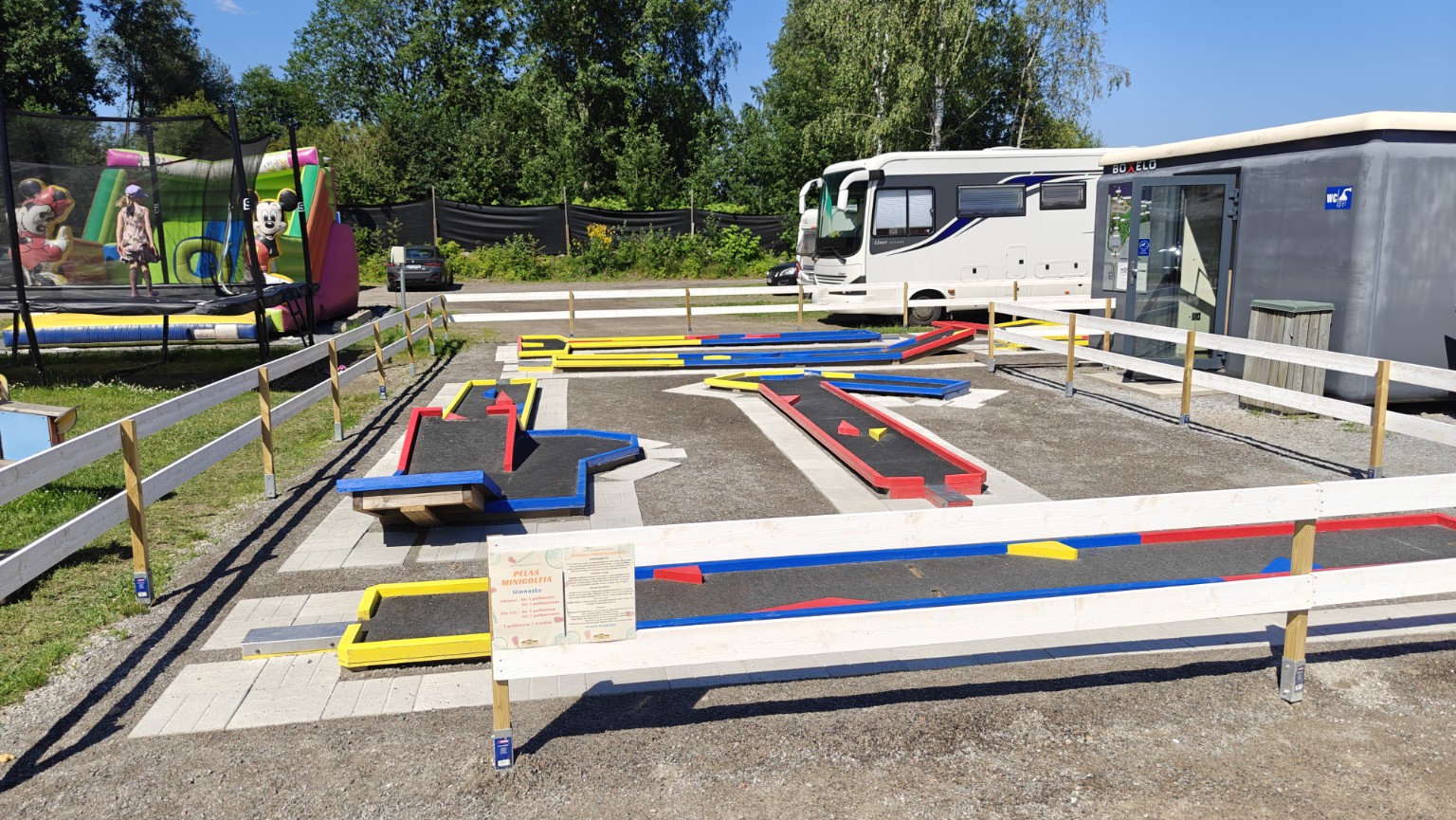 Minigolfanlage bei Kirstulan Kartano